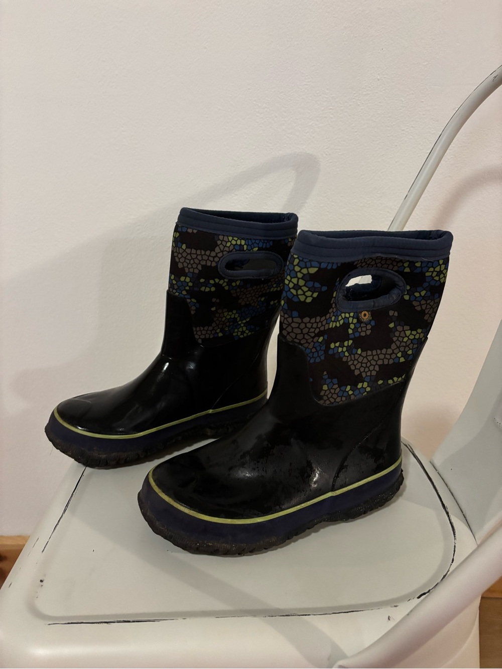 Kids Black and Navy Waterproof Bog boot with Green Accent
